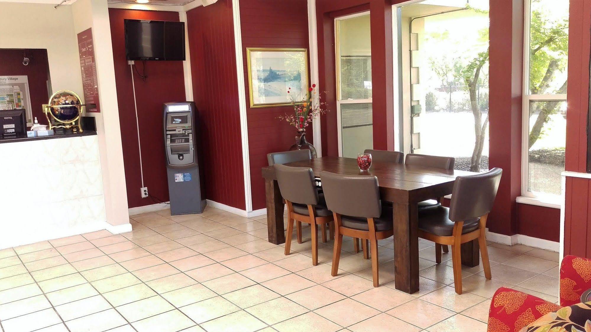 Surestay Plus Hotel By Best Western Sacramento Cal Expo Εξωτερικό φωτογραφία