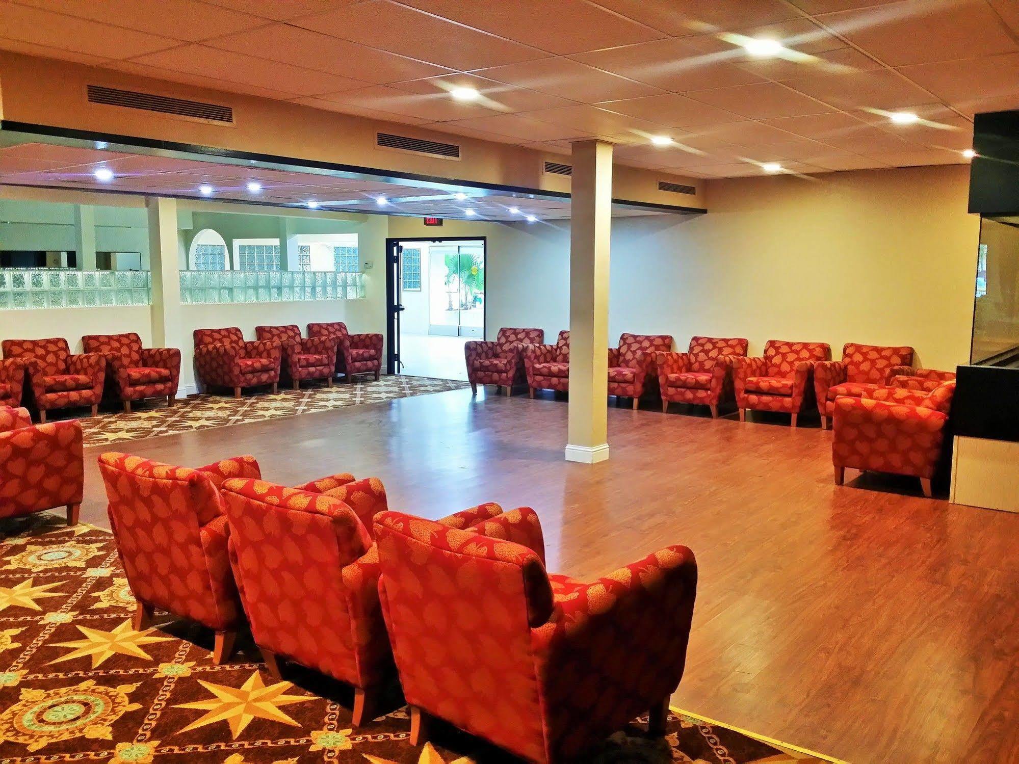 Surestay Plus Hotel By Best Western Sacramento Cal Expo Εξωτερικό φωτογραφία